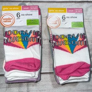 Small Wondernation Girls 12pr No Show Socks Pastels (Size 6-10 1/2 shoe)